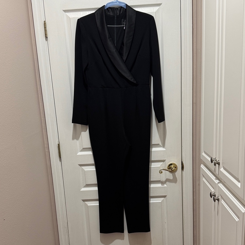 Adrianna Papell Black Satin Collar Jumpsuit